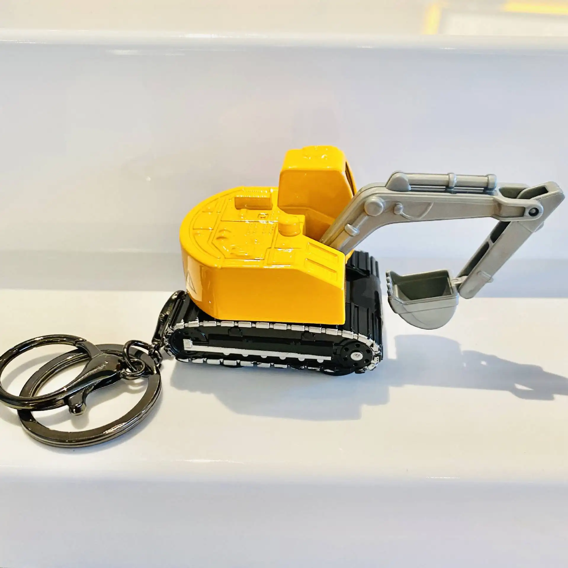 Forklift Diecast Toy Vehicles KeyRing Metal Car Model Key Chains Custom Simulation Metal Decorative Rose Gold excavator keychain