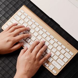 Cadeaux IStapromo personnalisés haut de gamme pour événements, tasse isotherme haut de gamme, clavier, souris, haut-parleur USB, stylo, logo personnalisable - Product Image 6