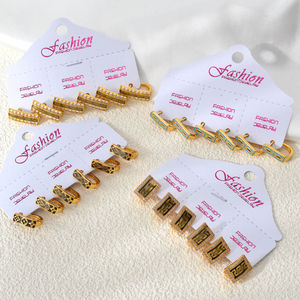 Pendientes de Diseño Personalizado de Latón Chapado en Oro de 18K, Estilo Clásico Vintage de Lujo de Dubái para Mujer - Product Image 5