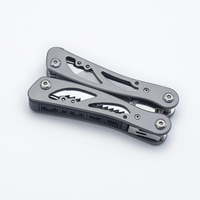 Pince multifonctionnelle personnalisable en acier inoxydable pour l'extérieur avec lime et lame Outils de survie d'urgence pour le camping en plein air