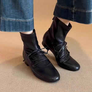 Versión de Piel de Oveja ~ Botas Martin Retro 2025 con Punta Redonda, Planas y Estilizadoras, Botas Versátiles con Cordones y Ajuste Delgado - Product Image 2