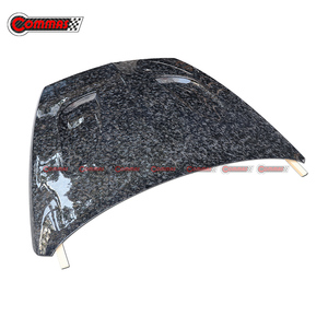 Kit carrosserie style édition limitée 2015 pour Bentley Bentayga en fibre de carbone sèche : Lame avant, aérations d'ailes, coques de rétroviseurs, jupes latérales - Product Image 5