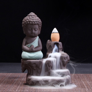 Bruciatore di incenso a riflusso in ceramica Little Monk Buddha Lotus incenso coni supporto per bastoncini cono incenso tempio buddista Decor - Product Image 6