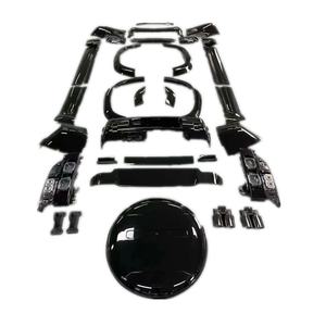Kit de carrocería completa de alta calidad para <span class=keywords><strong>Land</strong></span> <span class=keywords><strong>Rover</strong></span> New <span class=keywords><strong>Defender</strong></span>, piezas de coche de Estilo negro, Kit <span class=keywords><strong>modificado</strong></span> con luces traseras, 2020, 2021 - Product Image 1