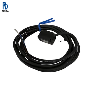 Keyence PZ-G62N PZ-G102CP PZ-G52N PZ-G41CN PZ-G101N เซ็นเซอร์เกลียวชนิดสายสี่เหลี่ยมชนิด NPN ใช้สำหรับการนับของในสต็อก - Product Image 1