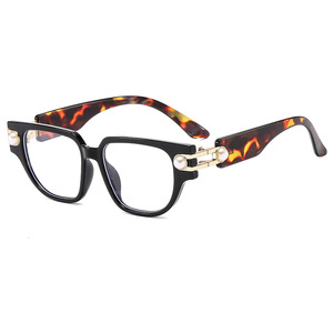2024 Ready Stock Fashion Blue Light Blocking Glasses Eyeglasses Square <strong>Frames</strong> Fashion <strong>Spectacle</strong> <strong>Frames</strong> Eye Glasses for Women - Product Image 3