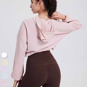 Lâche soleil preuve sport à capuche en plein air séchage rapide crème solaire Yoga haut mince <span class=keywords><strong>Anti</strong></span> <span class=keywords><strong>UV</strong></span> Fitness vêtements <span class=keywords><strong>veste</strong></span> de Protection solaire pour les femmes - Product Image 4
