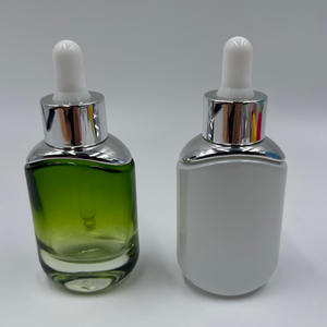 Vente en gros de flacons compte-gouttes en verre blanc de 30 ml et 50 ml avec bouchon argenté - Livraison rapide - Product Image 1