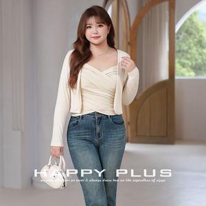 Loveny Shop – Camisole en tricot pour femmes grandes tailles, couleur vanille abricot, col en V croisé, haute élasticité, couleur unie - Product Image 3