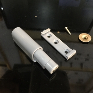 Plastica magnetica <span class=keywords><strong>push</strong></span> to <span class=keywords><strong>open</strong></span> door <span class=keywords><strong>latch</strong></span> dispositivo di rimbalzo inferiore <span class=keywords><strong>Push</strong></span> <span class=keywords><strong>latch</strong></span> system <span class=keywords><strong>push</strong></span> <span class=keywords><strong>open</strong></span> meccanismo - Product Image 3