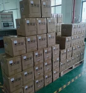 EU 재고 12V 100Ah 200Ah 300Ah LiFePO4 배터리 딥 사이클 태양 에너지 저장 시스템용 - Product Image 6