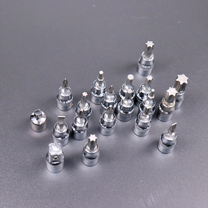 RYNEX <span class=keywords><strong>Set</strong></span> Combinato in Offerta 121 Pezzi Attrezzi per Riparazione Auto <span class=keywords><strong>Chiavi</strong></span> a Cricchetto <span class=keywords><strong>Set</strong></span> di <span class=keywords><strong>Chiavi</strong></span> a Bussola in Cromo Vanadio - Product Image 3