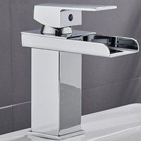 Robinet cascade à montage sur pont robinets mitigeurs de bassin d'eau chaude et froide chrome poli lavabo robinet de salle de bain