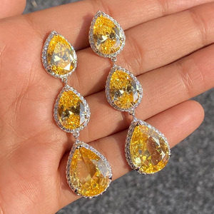 Orecchini Pendenti a Goccia con Zircone Giallo per Donne, Gioielli Scintillanti per Matrimoni ed Eventi Serali - Product Image 2