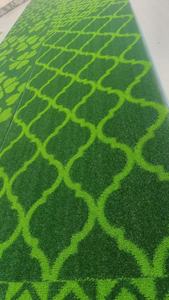 <span class=keywords><strong>Gazon</strong></span> artificiel avec photos dessus Extérieur réaliste Faux <span class=keywords><strong>gazon</strong></span> de luxe <span class=keywords><strong>Gazon</strong></span> synthétique épais pour animaux de compagnie Décoration extérieure - Product Image 5