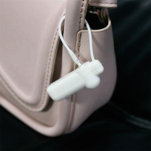 Étiquette antivol rigide RF 8,2 MHz réutilisable avec cordon pour magasin de détail - Product Image 3