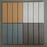 Carreaux de terrasse modernes à emboîtement pour l'extérieur 300mm x 300mm Tuiles de couloir 22mm avec caractéristique imperméable et techniques brossées