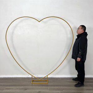 Arco de Boda Moderno de Alta Calidad con Marco de Metal Dorado y Fondo de Flores en Forma de Corazón, Nuevo, para Decoración de Escenarios de Eventos y Fiestas - Product Image 1