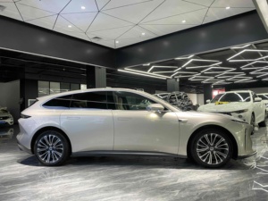 NIO ET5T Cina Lusso Elettrico <span class=keywords><strong>Station</strong></span> <span class=keywords><strong>Wagon</strong></span> 75kWh 680KM Autonomia Interni in Pelle Scura Pneumatici R19 Guida a Sinistra Tetto Apribile 360° Posteriore - Product Image 4