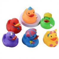 Jouets de bain personnalisés en forme de canard en caoutchouc PVC imprimés en masse incorporant des motifs