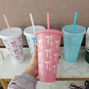 Gobelets réutilisables écologiques en plastique de 24 oz avec couvercle et paille, personnalisables avec logo, prix usine, pour camping et voyages, blanc, rose, bleu, nœud papillon - Product Image 3