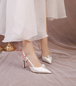 Ingrosso Moda Estate di Lusso <span class=keywords><strong>Tacchi</strong></span> Alti <span class=keywords><strong>Bianchi</strong></span> <span class=keywords><strong>Tacchi</strong></span> Alti da Donna Sandali da Sposa Scarpe da Donna - Product Image 4