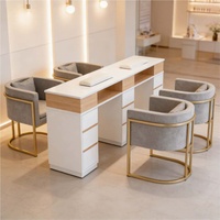 Station de manucure nordique moderne personnalisée, durable, écologique, en marbre, avec table et chaises pour salon de beauté et manucure