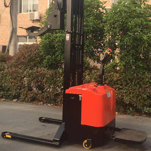 Montacargas Eléctrico Autocargable de China, 1500 kg, 2 Toneladas, Apilador Eléctrico Portátil Autocargable - Product Image 2