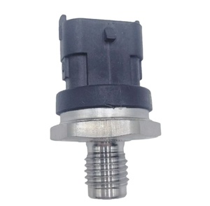 เซ็นเซอร์ความดันรางน้ำมันเชื้อเพลิง0281002909 3140127000 0281002867สำหรับ Hyundai Santa Fe 2.0 2003 2002 - Product Image 1