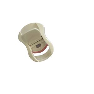 Mini rizador de pestañas de plástico con diseño de garra de gato de ángulo amplio para principiantes, herramienta de maquillaje portátil - Product Image 1