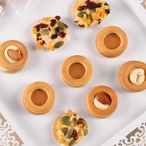 Biscotti Artigianali a Forma di Bottone con Vari Tipi di Torrone e Marshmallow, Biscotti Croccanti Sandwich, Piccoli Snack in Confezione Convenienza, Durata di Conservazione <span class=keywords><strong>Un</strong></span> <span class=keywords><strong>Anno</strong></span> - Product Image 1