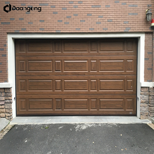 Portes <span class=keywords><strong>de</strong></span> <span class=keywords><strong>garage</strong></span> sectionnelles isolées avec petite <span class=keywords><strong>porte</strong></span> et âme en mousse <span class=keywords><strong>de</strong></span> polyuréthane <span class=keywords><strong>pour</strong></span> <span class=keywords><strong>garage</strong></span> attenant, économie d'énergie - Product Image 4