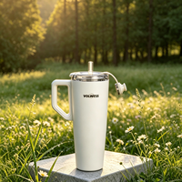 Gobelet isotherme pour enfants avec paille rétractable anti-poussière, poignée et couvercle pour des gorgées simples et faciles à nettoyer
