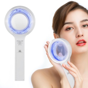 Analizador de Piel de Madera para Uso Doméstico, Detector de Pruebas de Piel Facial con Luz UV Recargable y Portátil - Product Image 2