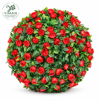 Boule de topiaire florale artificielle YM en gros, fleurs rouges, fausse verdure, sphère pour décoration d'entrée de mariage ou d'hôtel