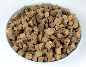 Factory Wholesale <strong>Organic</strong> <strong>Dog</strong> Cat Training Freeze-Dried Beef Liver Granules/Cubes Delicious Cat Snack <strong>Dogs</strong> Pet Treats Dry <strong>Food</strong> - Product Image 5