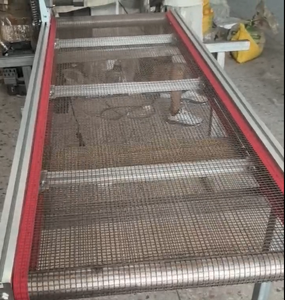 Gıda soğutma konveyör hattı malzeme taşıma ekipmanları için fabrika doğrudan yeni paslanmaz çelik konveyör - Product Image 5