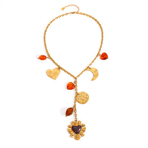 Collar Chapado en Oro Estilo Europeo Americano con Dijes de Corazón y Luna, Colgante de Ámbar, Cadena de Clavícula en Forma de Y Retro, Regalo - Product Image 5