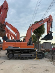 Excavadora usada DOOSAN de Corea del Sur, maquinaria de construcción de orugas hidráulica de segunda mano, excavadora en buenas condiciones DH370, original de segunda mano - Product Image 3