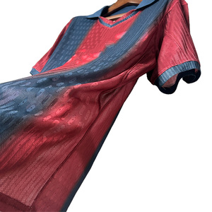 Maglie da <span class=keywords><strong>calcio</strong></span> retrò da <span class=keywords><strong>uomo</strong></span> all'ingrosso con Logo personalizzabile di alta qualità e Design Top cucito <span class=keywords><strong>pantaloncini</strong></span> da taglio automatizzati - Product Image 5