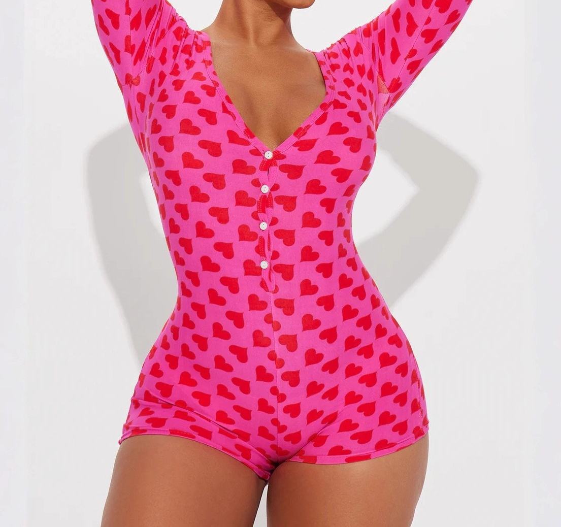 ชุดรอมเปอร์สีแดงกุหลาบ Z0205ST