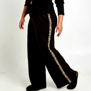 Pantalones de chándal anchos para mujer al por mayor, de corte holgado, cintura alta, pierna recta, informales, deportivos, premium, para estar en casa o hacer ejercicio. - Product Image 1