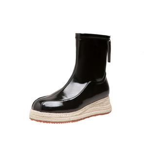 Botas de Moda con Plataforma y Tacón Medio para Mujer, Otoño e Invierno 2025, Botas de Cuña Estilo Británico con Forro de Piel Auténtica - Product Image 1