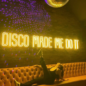Letrero de Neón Personalizado con Logotipo de Equipo de Fútbol, Letrero de Neón LED, Regalo Hecho a Mano, Arte de Pared, Decoración de Neón para Dormitorio, Bar o Pub - Product Image 4