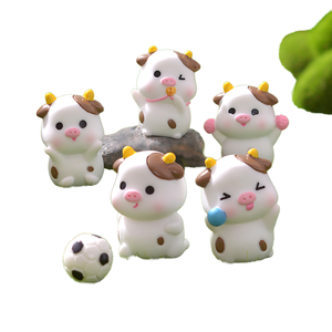 Kawaii miniatura <span class=keywords><strong>vaca</strong></span> lechera <span class=keywords><strong>3D</strong></span> resina Microlandschaft animales lindos resina artesanía resina encantos al por mayor para Decoración - Product Image 1