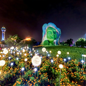 Aluminum Ball Stake Lamp For Scenic Courtyards And Nighttime Immersive <b>Light</b> Walks - Product Image 1