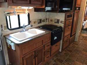 MEILLEURE OFFRE  <span class=keywords><strong>Camping</strong></span>-<span class=keywords><strong>car</strong></span> de luxe Jayco Greyhawk 31 2010 <span class=keywords><strong>d</strong></span>'<span class=keywords><strong>occasion</strong></span> pour le <span class=keywords><strong>camping</strong></span> - Product Image 6