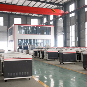 Hualong 2024 Multifunctional Handheld 4.5kg Potable Fiber Laser Marking & Cleaning <b>Machine</b> Gold and Silver Laser Engraving - Product Image 6