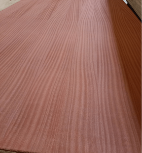 Madera contrachapada de chapa de sapelli africana, grado AAA de 5,2mm para el mercado saudí, granos transparentes de <span class=keywords><strong>color</strong></span> oscuro - Product Image 2