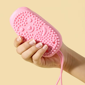 Zenidoo Brosse corporelle multifonctionnelle moderne en silicone souple, écologique, 2-en-1, pour le bain, la douche, l'exfoliation et le nettoyage - Product Image 2